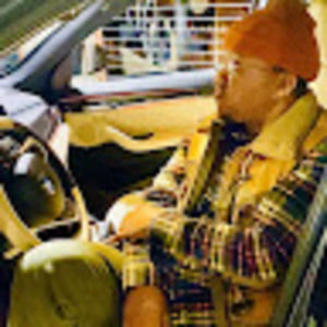 Meet your Posher, Miles